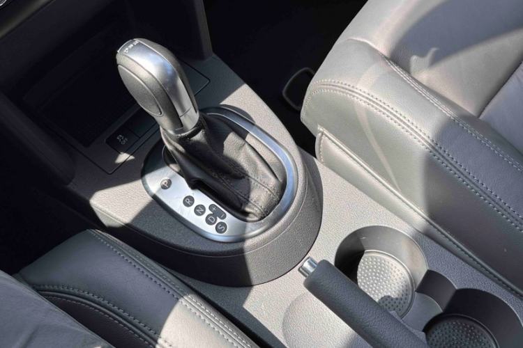 Used Volkswagen Touran 2015 1.4T DSG Comfort Edition 5 Seats Gear Lever