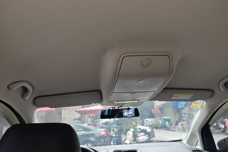 Used Volkswagen Touran 2015 1.4T Manual Fashion Edition 5-Seater Headliner