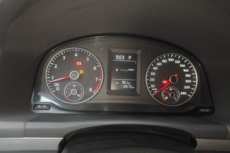 Used Volkswagen Touran 2015 1.4T DSG Comfort Edition 5 Seats Instrument Cluster
