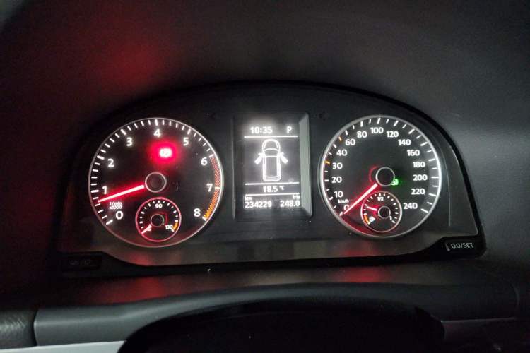 Used Volkswagen Touran 2015 1.4T DSG Flagship Edition 5-seater Instrument Cluster