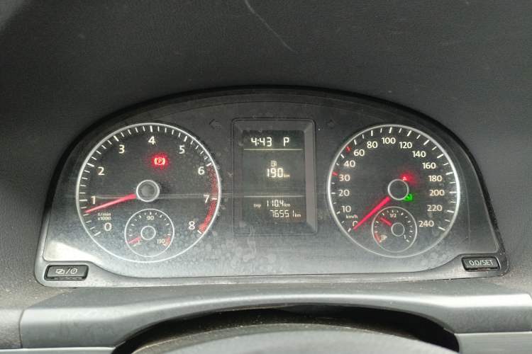 Used Volkswagen Touran 2015 1.4T DSG Comfort Edition 5 Seats Instrument Cluster