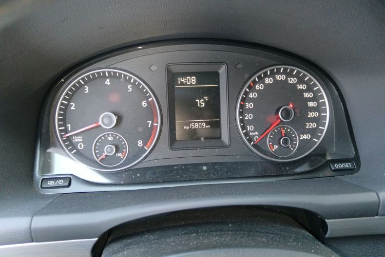 Used Volkswagen Touran 2015 1.4T Manual Comfort Edition 5-Seater Instrument Cluster