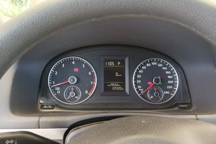 Used Volkswagen Touran 2015 1.4T DSG Comfort Edition 5 Seats Instrument Cluster