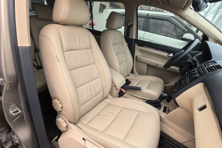 Used Volkswagen Touran 2015 1.4T DSG Comfort Edition 5 Seats Interior 8