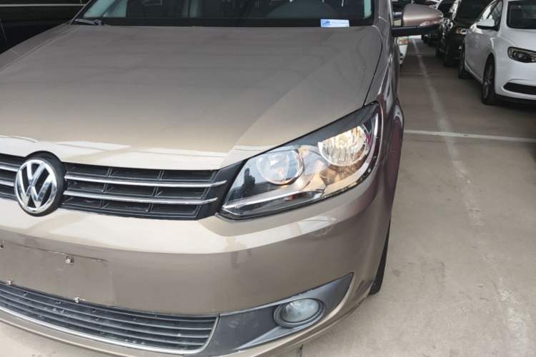 Used Volkswagen Touran 2015 1.4T DSG Comfort Edition 5 Seats Left Front Headlight