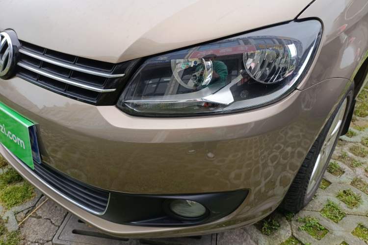 Used Volkswagen Touran 2015 1.4T DSG Comfort Edition 5 Seats Left Front Headlight