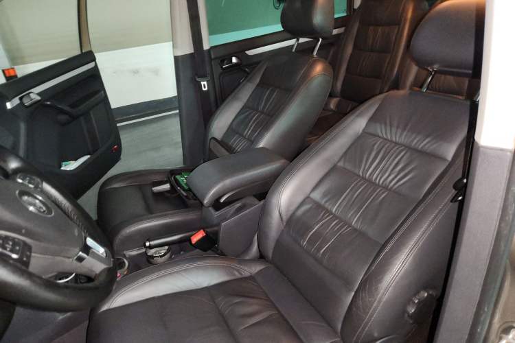 Used Volkswagen Touran 2015 1.4T DSG Flagship Edition 5-seater Left Front Seat