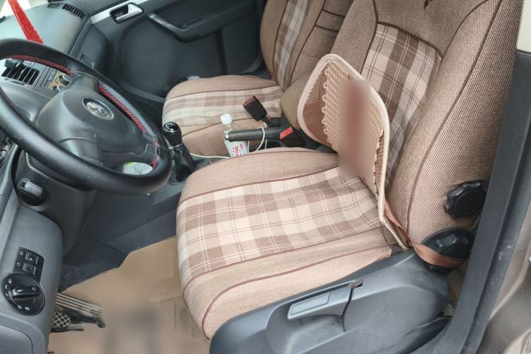 Used Volkswagen Touran 2015 1.4T Manual Fashion Edition 5-Seater Left Front Seat