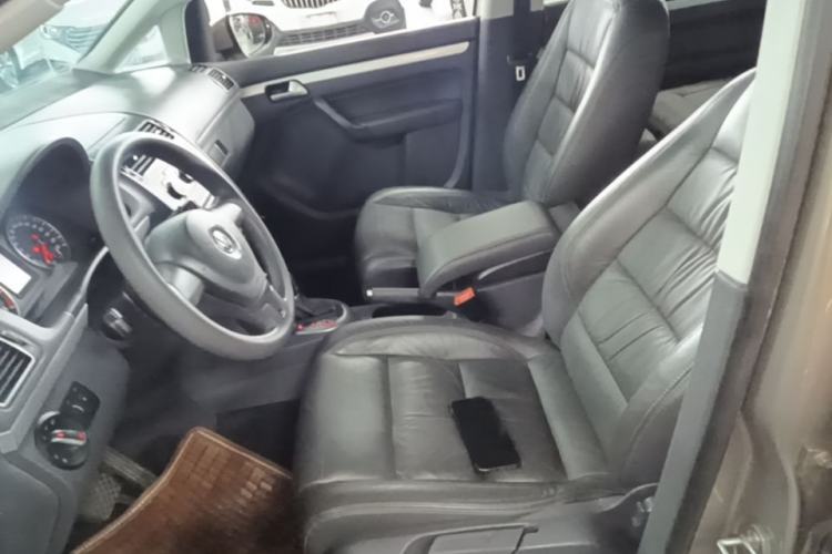 Used Volkswagen Touran 2015 1.4T DSG Comfort Edition 5 Seats Left Front Seat