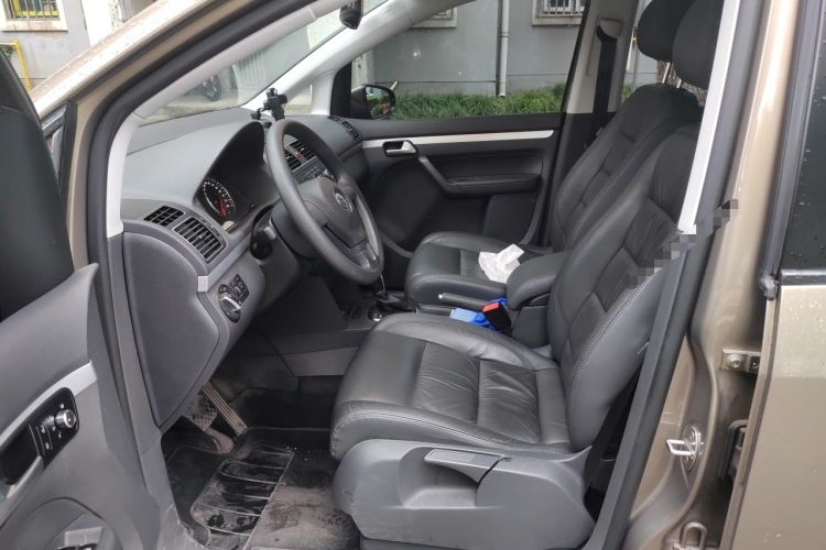 Used Volkswagen Touran 2015 1.4T DSG Comfort Edition 5 Seats Left Front Seat