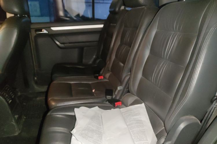 Used Volkswagen Touran 2015 1.4T DSG Comfort Edition 5 Seats Left Rear Seat