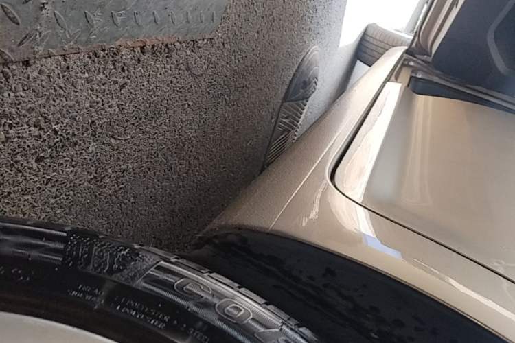 Used Volkswagen Touran 2015 1.4T Manual Fashion Edition 5-Seater Left Side Sill