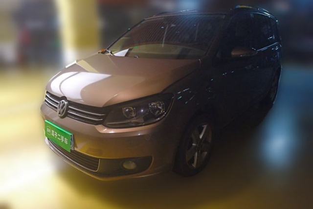 Used Volkswagen Touran 2015 1.4T DSG Comfort Edition 5 Seats