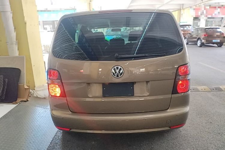 Used Volkswagen Touran 2015 1.4T Manual Fashion Edition 5-Seater Rear
