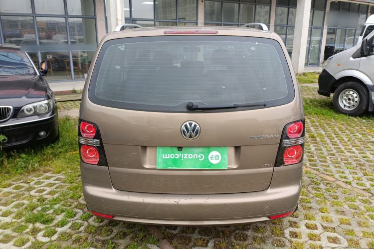 Used Volkswagen Touran 2015 1.4T DSG Comfort Edition 5 Seats Rear