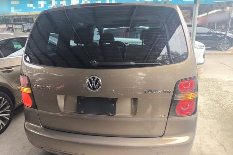 Used Volkswagen Touran 2015 1.4T DSG Comfort Edition 5 Seats Rear