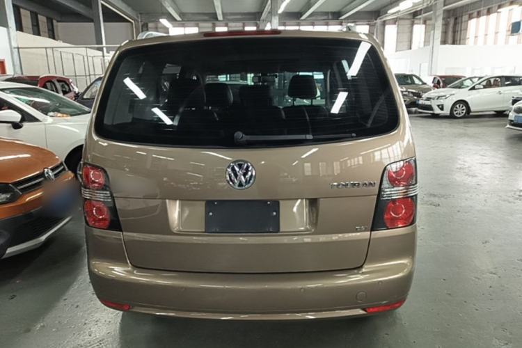 Used Volkswagen Touran 2015 1.4T DSG Comfort Edition 5 Seats Rear
