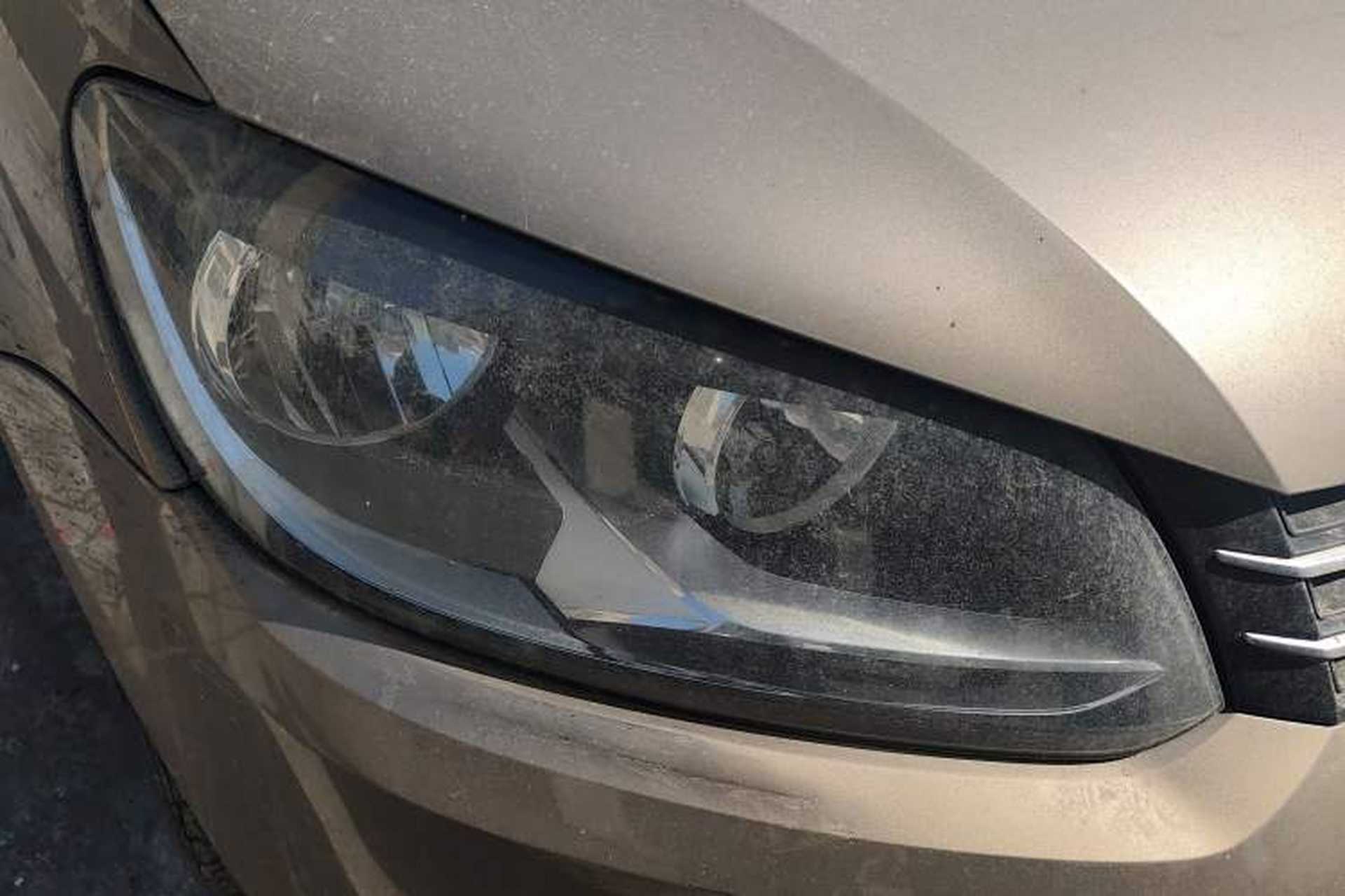 Used Volkswagen Touran 2015 1.4T Manual Fashion Edition 5-Seater Right Front Headlight