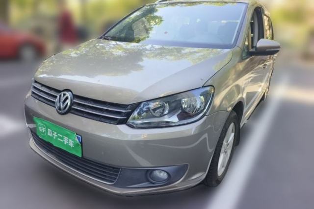 Ojetý Volkswagen Touran 2015 1.4T DSG Comfort Edition 5 Seats