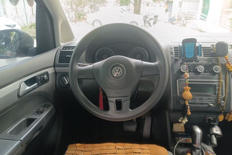 Used Volkswagen Touran 2015 1.4T DSG Comfort Edition 5 Seats Steering Wheel