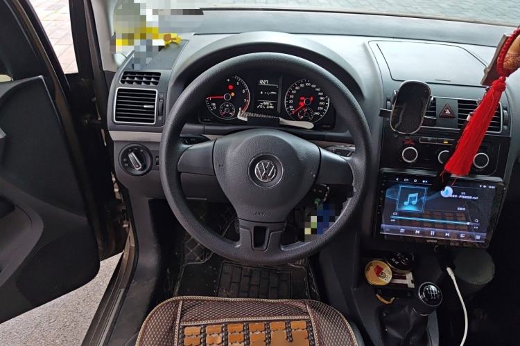 Used Volkswagen Touran 2015 1.4T Manual Comfort Edition 5-Seater Steering Wheel