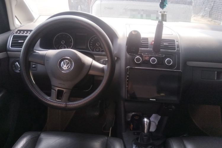 Used Volkswagen Touran 2015 1.4T DSG Comfort Edition 5 Seats Steering Wheel