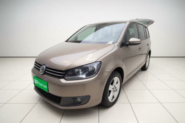 Volkswagen Touran 2015 1.4T Manual Fashion Edition 5-Seater usado