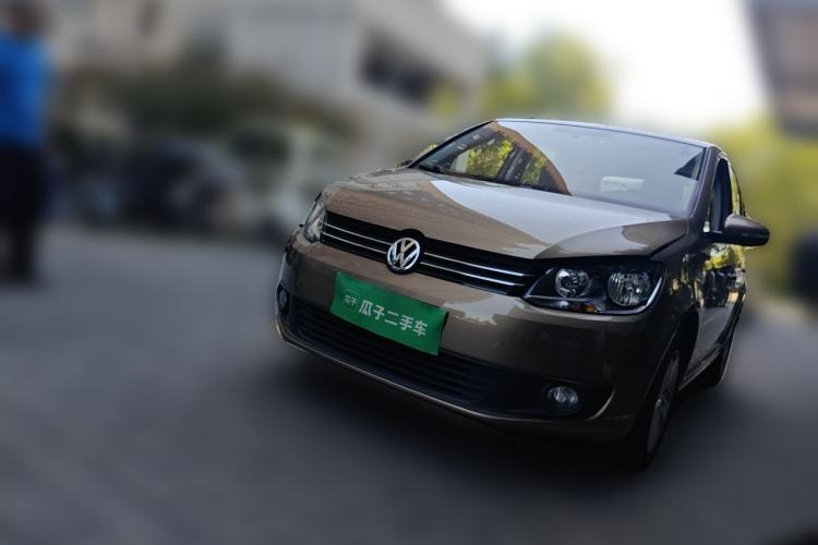 Used Volkswagen Touran 2015 1.4T Manual Fashion Edition 5-Seater Guazi used car, China used car export, Used car for sale, Used cars, Cheapest cars for sale