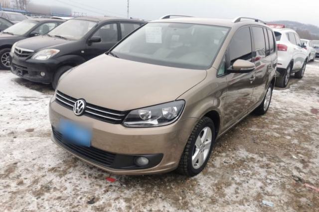 Used Volkswagen Touran 2015 1.4T Manual Fashion Edition 5-Seater