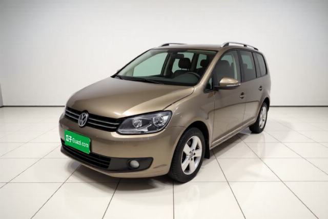 Ojetý Volkswagen Touran 2015 1.4T DSG Comfort Edition 5 Seats