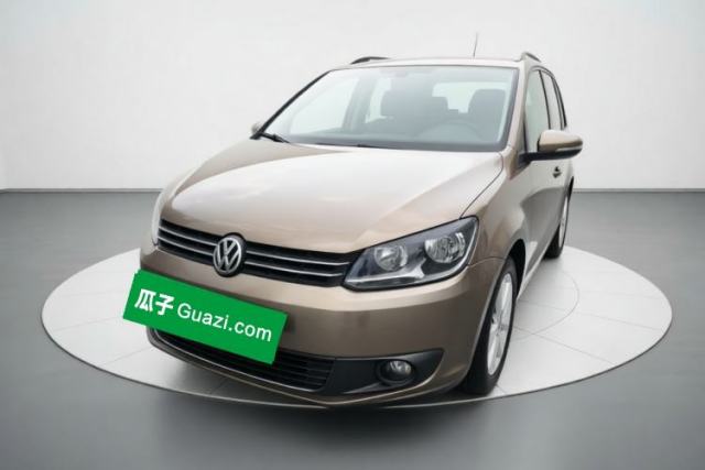 Ojetý Volkswagen Touran 2015 1.4T DSG Comfort Edition 5 Seats