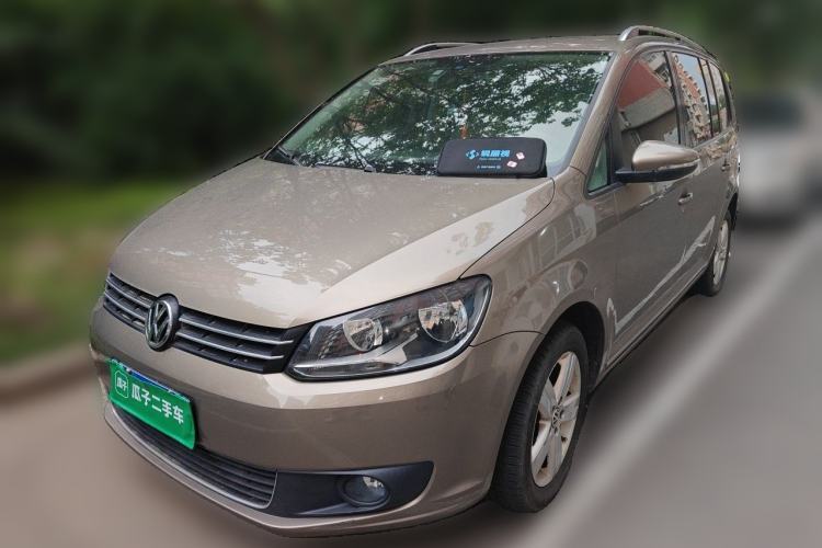 Used Volkswagen Touran 2015 1.4T Manual Comfort Edition 5-Seater Guazi used car, China used car export, Used car for sale, Used cars, Cheapest cars for sale