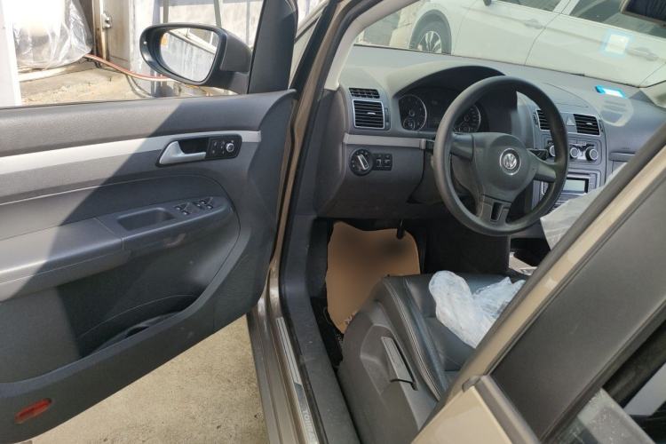 Used Volkswagen Touran 2015 1.4T DSG Comfort Edition 5 Seats Driver Seat