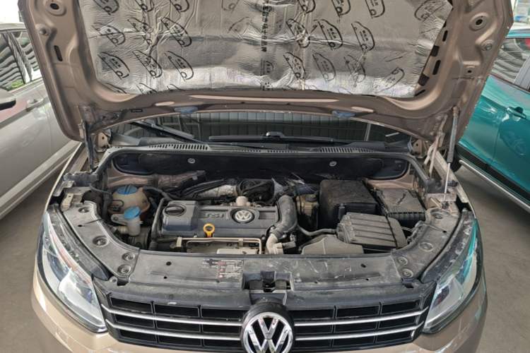 Used Volkswagen Touran 2015 1.4T DSG Comfort Edition 5 Seats Engine Bay