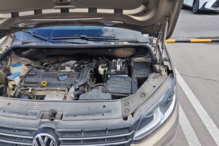 Used Volkswagen Touran 2015 1.4T DSG Comfort Edition 5 Seats Engine Bay Left