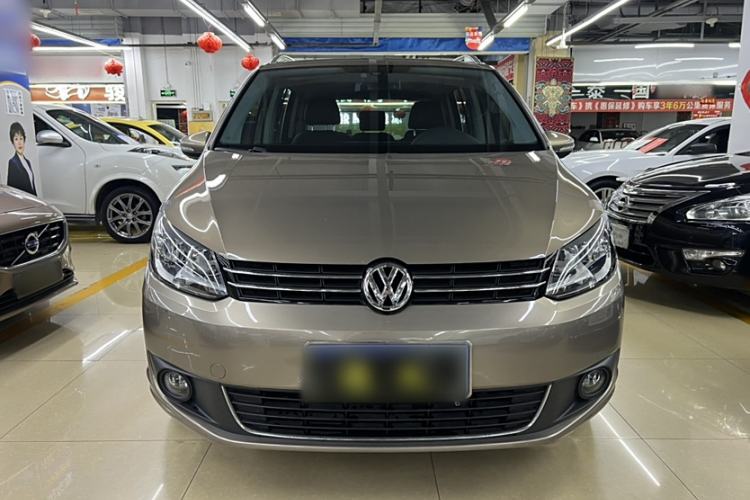Used Volkswagen Touran 2015 1.4T DSG Comfort Edition 5 Seats Exterior 1