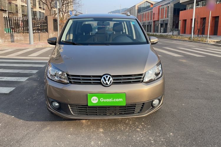 Used Volkswagen Touran 2015 1.4T Manual Fashion Edition 5-Seater Exterior 1