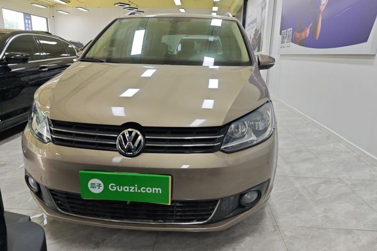 Used Volkswagen Touran 2015 1.4T DSG Comfort Edition 5 Seats Exterior 1