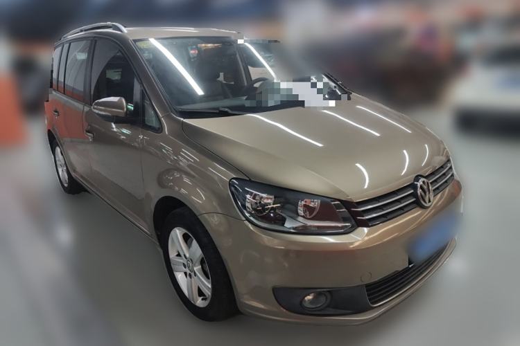 Used Volkswagen Touran 2015 1.4T DSG Comfort Edition 5 Seats Exterior 2