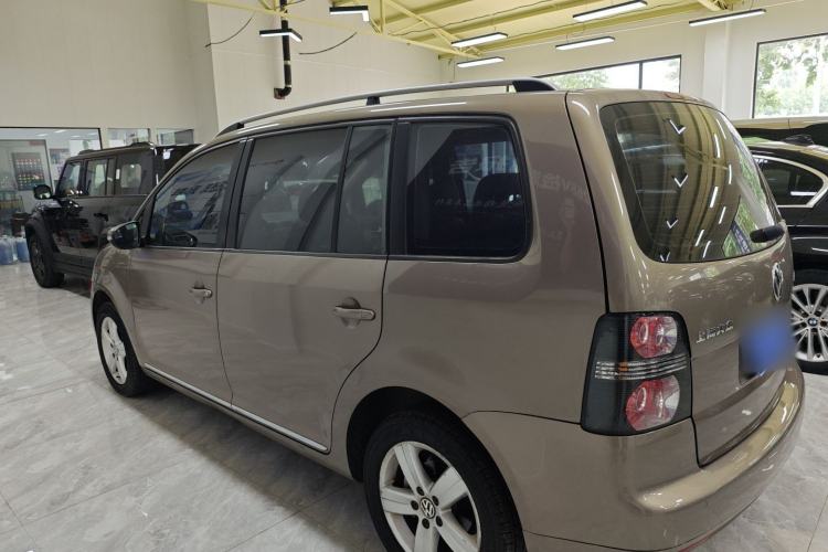 Used Volkswagen Touran 2015 1.4T DSG Comfort Edition 5 Seats Exterior 5