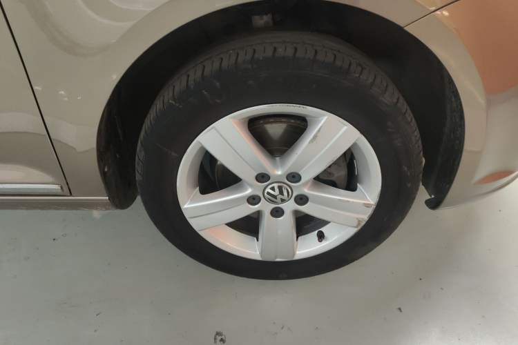 Used Volkswagen Touran 2015 1.4T DSG Comfort Edition 5 Seats Exterior 7