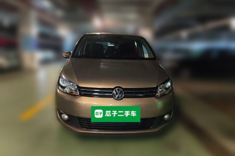 Used Volkswagen Touran 2015 1.4T Manual Fashion Edition 5-Seater Front
