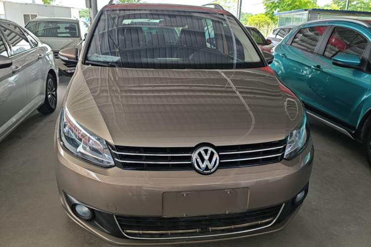Used Volkswagen Touran 2015 1.4T DSG Comfort Edition 5 Seats Front