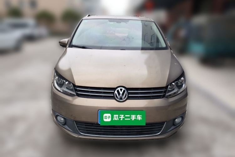 Used Volkswagen Touran 2015 1.4T Manual Comfort Edition 5-Seater Front