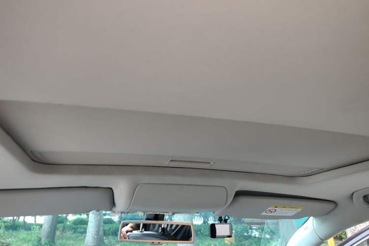 Used Volkswagen Touran 2015 1.4T DSG Comfort Edition 5 Seats Headliner