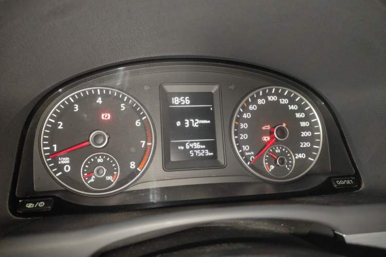Used Volkswagen Touran 2015 1.4T Manual Fashion Edition 5-Seater Instrument Cluster