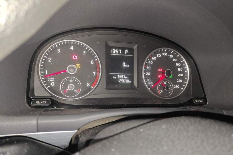 Used Volkswagen Touran 2015 1.4T DSG Comfort Edition 5 Seats Instrument Cluster