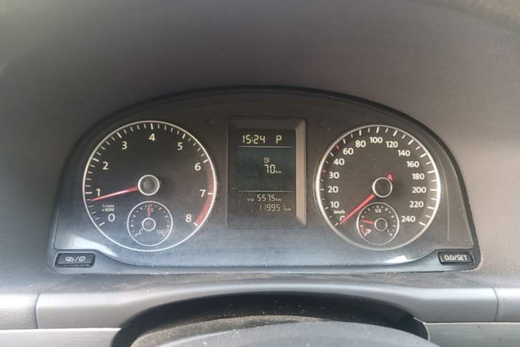 Used Volkswagen Touran 2015 1.4T DSG Comfort Edition 5 Seats Instrument Cluster