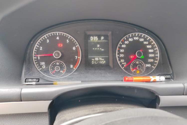 Used Volkswagen Touran 2015 1.4T DSG Comfort Edition 5 Seats Instrument Cluster