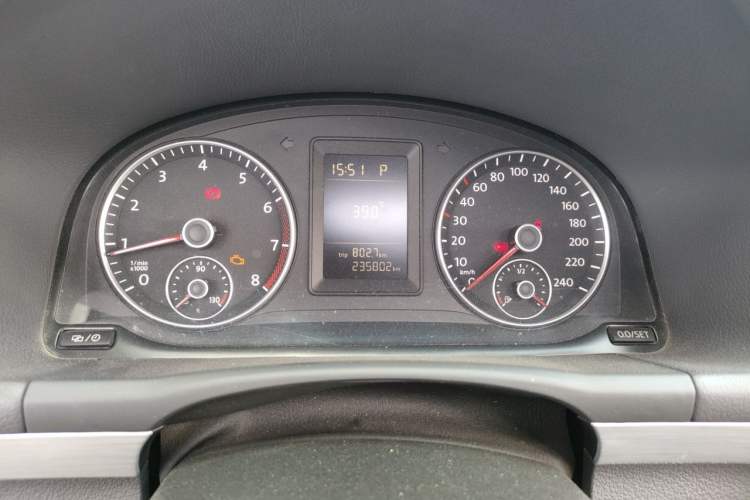 Used Volkswagen Touran 2015 1.4T DSG Comfort Edition 5 Seats Instrument Cluster